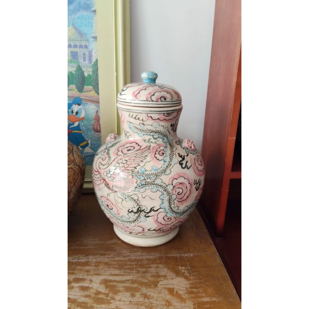 GUCI ANTIK KUNO - WARNA PUTIH MERAH MUDA MOTIF BURUNG DAN BUNGA