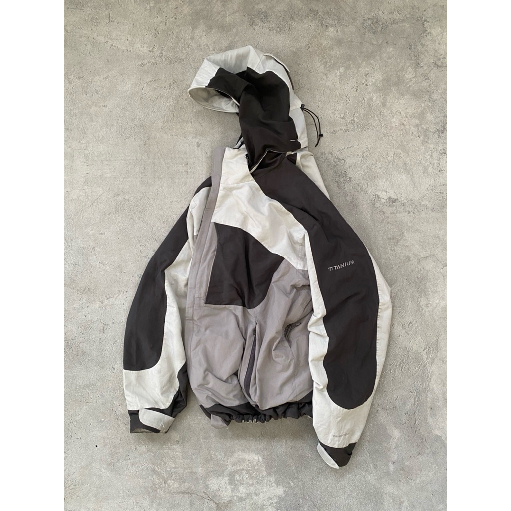 COLUMBIA TITANIUM OMNITECH OUTDOOR JACKET