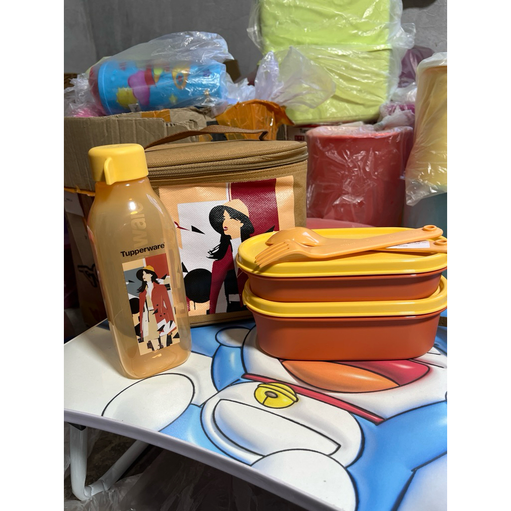 Lunch Set Stylish Tupperware/Bekal lengkap dengan tas dan sendok garpu