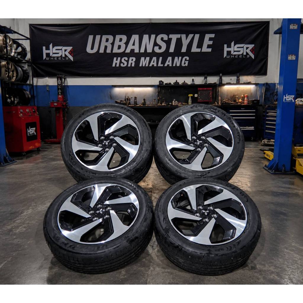 VELG MOBIL OEM MITSUBISHI X-FORCE RING 18 BAN DUNLOP