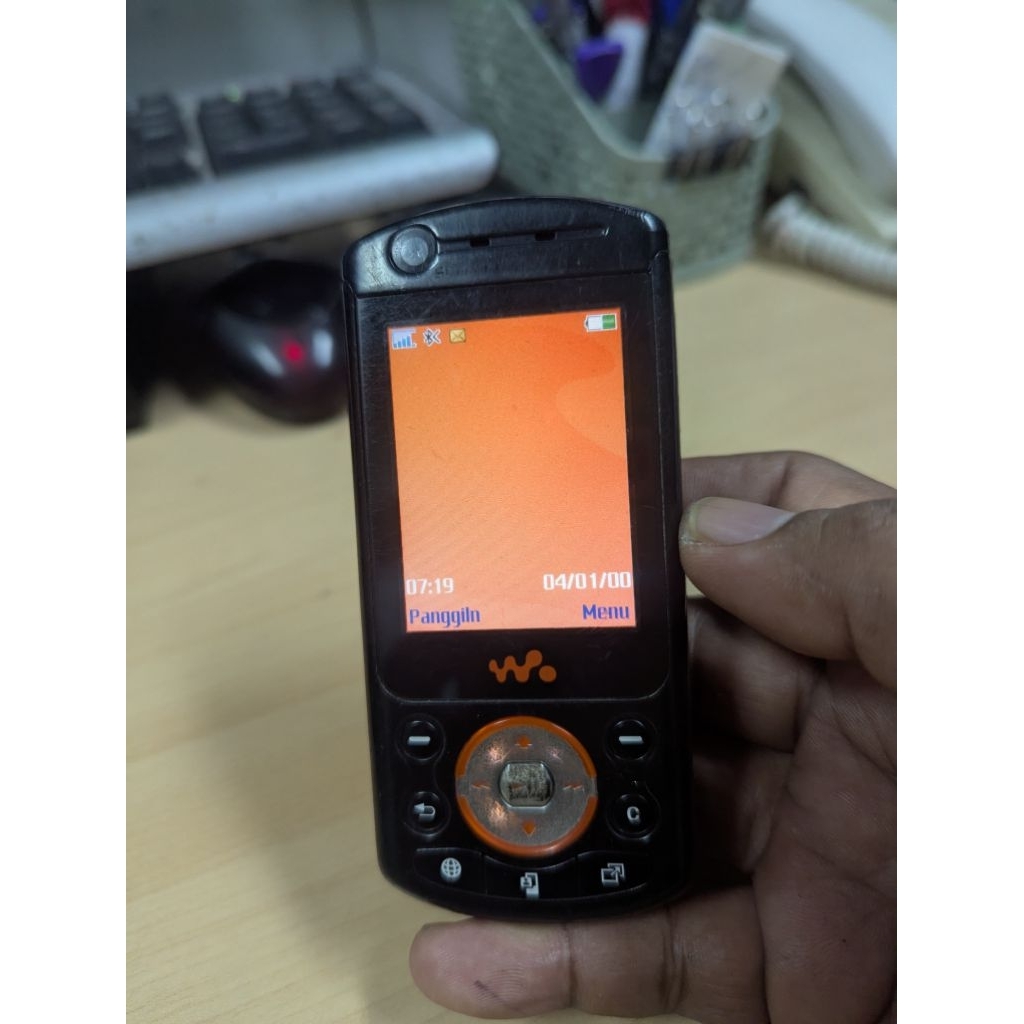 Sony Ericsson W900 walkman
