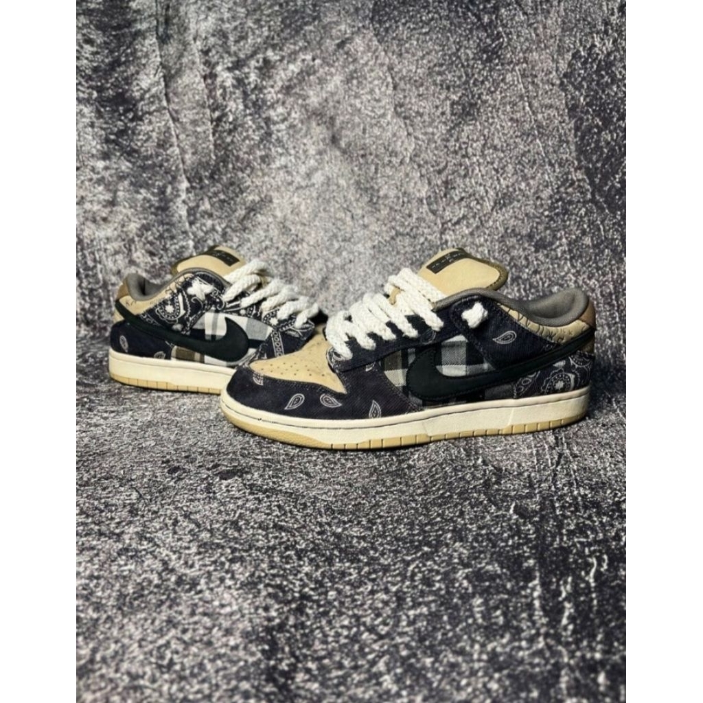 Sepatu Ni ke SB dunk low x Travis Scott ' Jack Cactus'