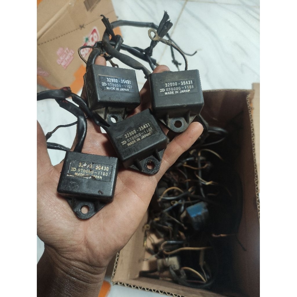 Cdi ND JAPAN ORIGINAL RC 100 CRYSTAL TORNADO
