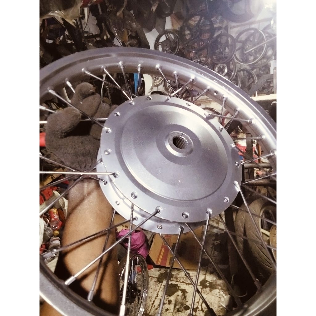 velg belakang ring17 Mio sporty Mio smile Mio J Soul GT vino karbu
