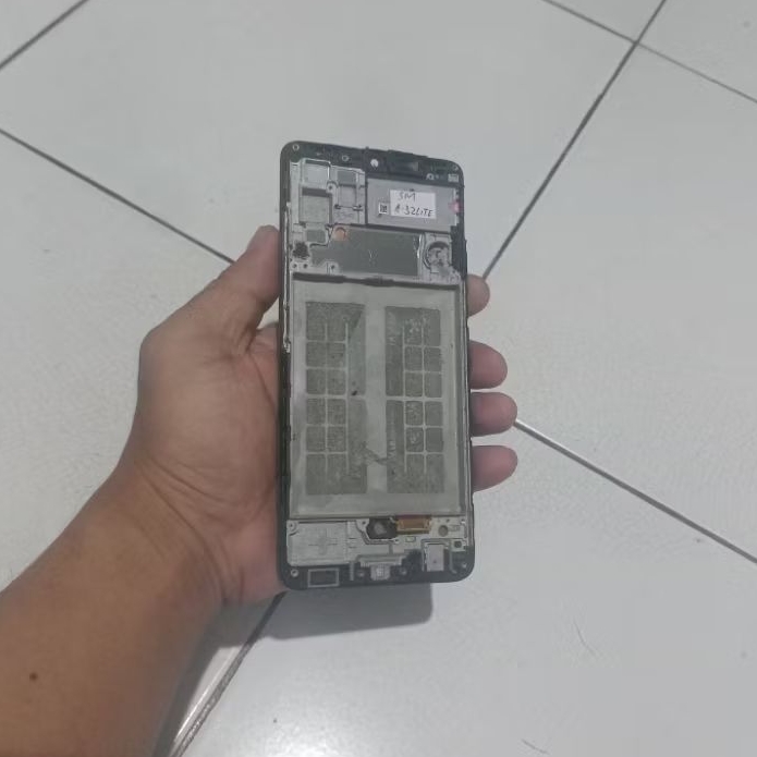 Lcd Samsung A32 Lite + Freme Bekas BACA DISKRIPSI