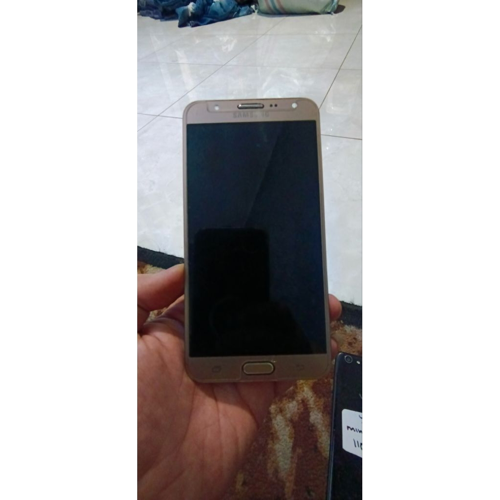 LCD Samsung J700F