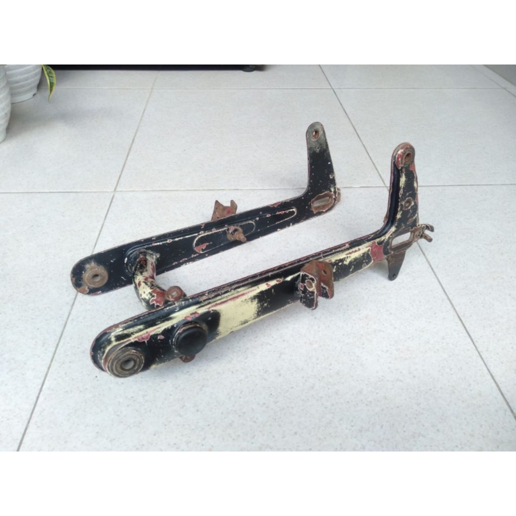 Swing Arm Lengan Ayun C70 MK2 MK3 Bekjul Pitung Original Copotan