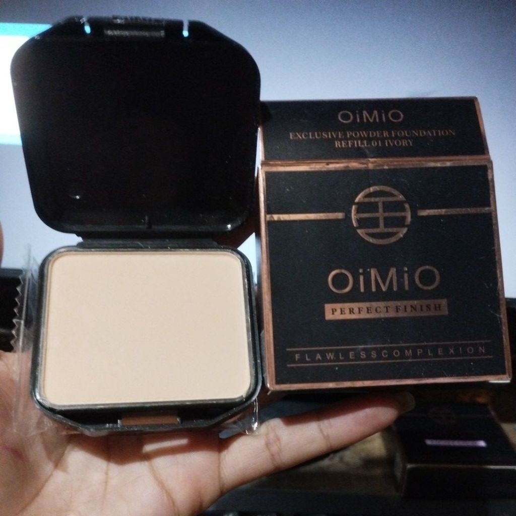 bedak padat oimio