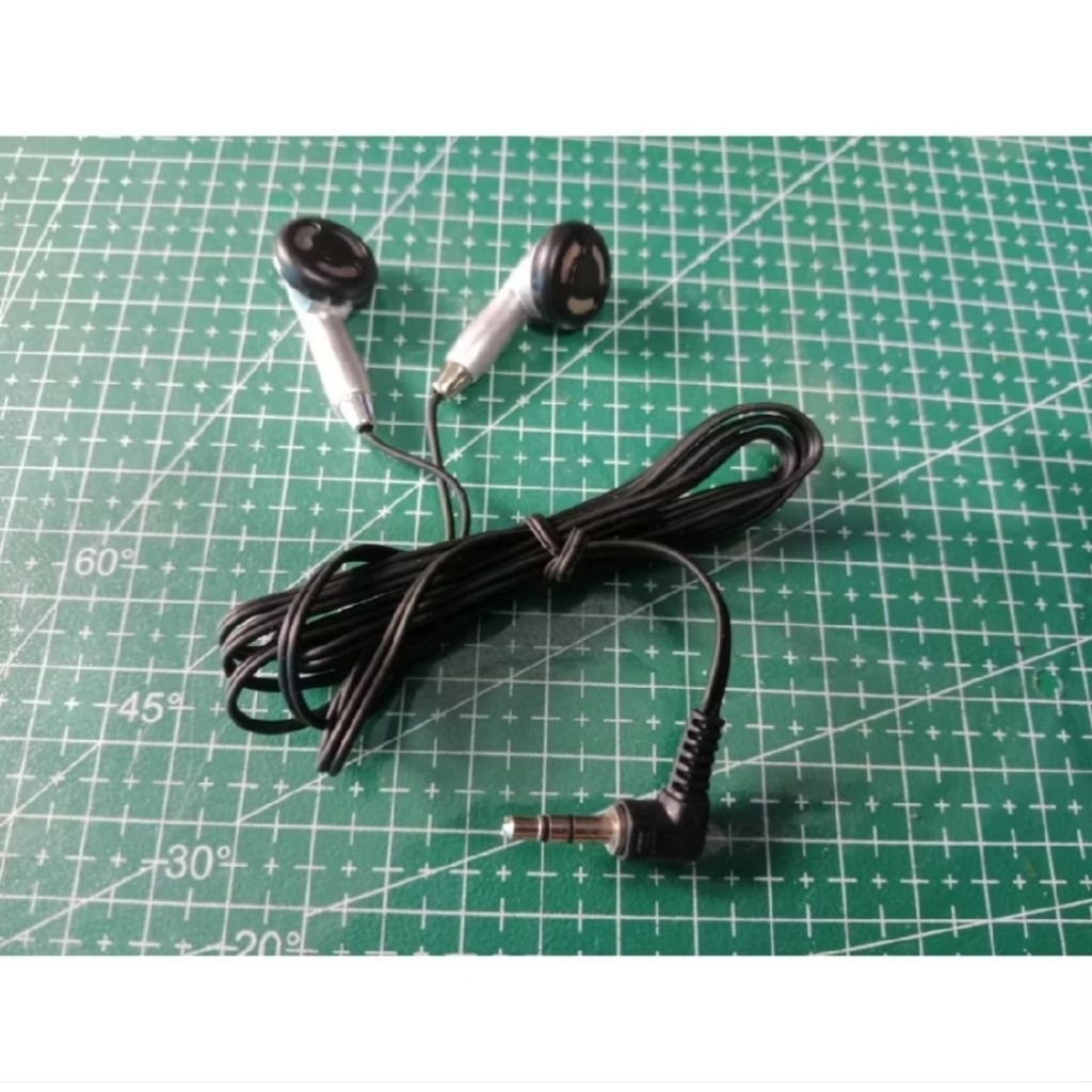 Headset Clarion CL-E285 barang sesuai foto, belum di uji