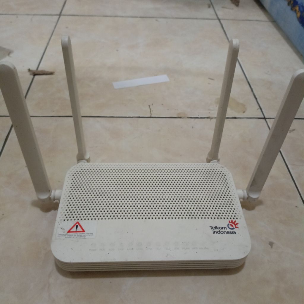 ONT HUAWEI HG8245W5-6T PREMIUM 4 ANTENA