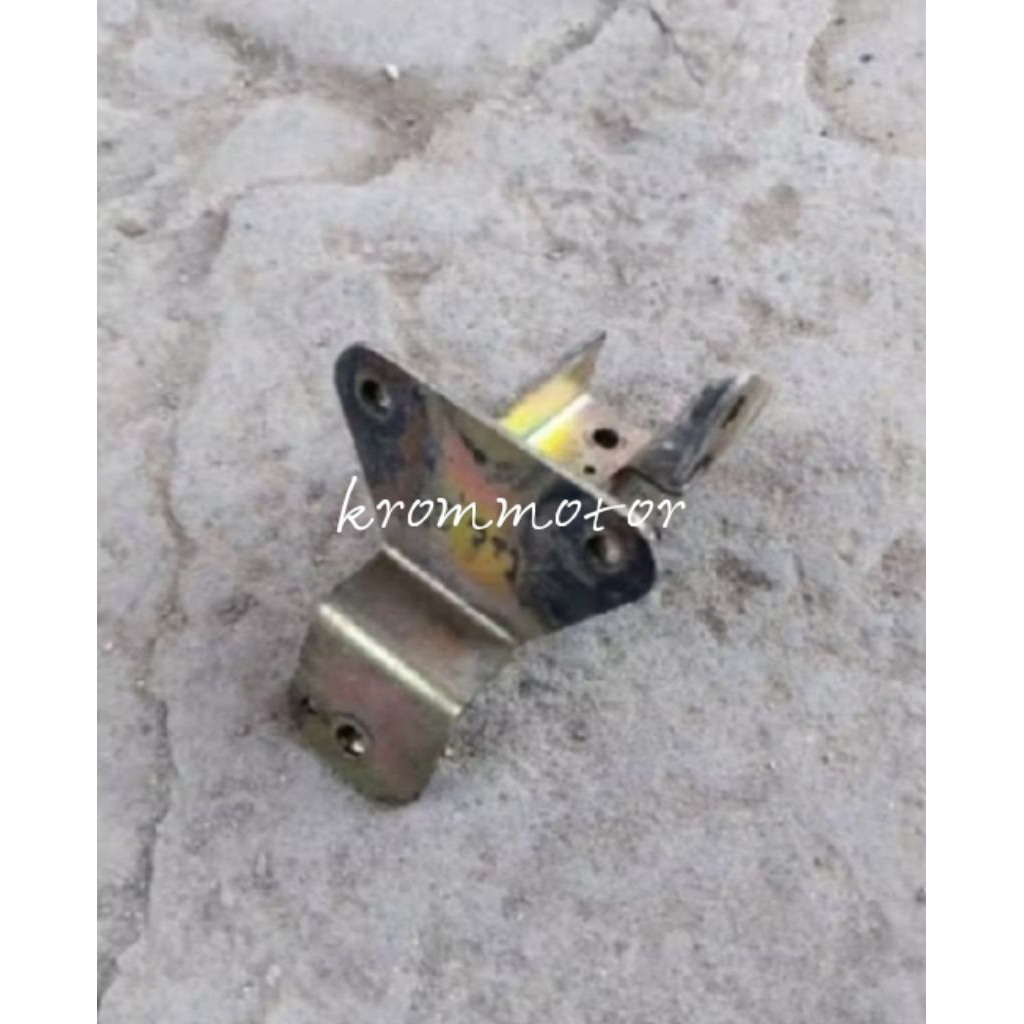 Breket Dudukan Tameng Depan Vega ZR/Vega RR/Original Copotan