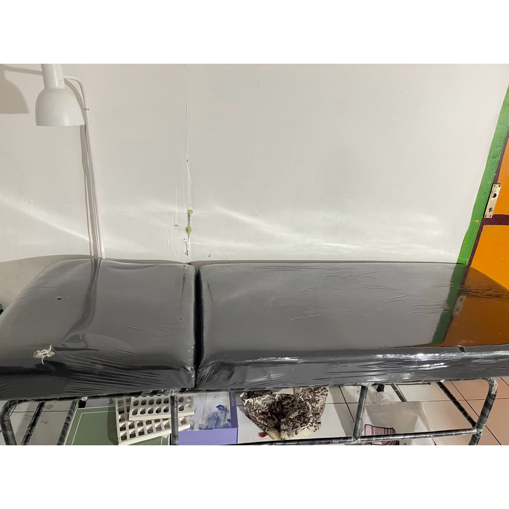 Bed Eyelash Extension