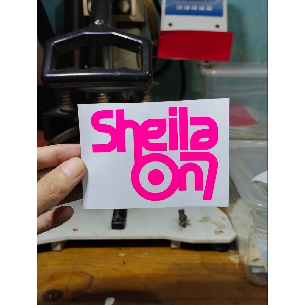 stiker cutting Sheila on 7 keren Murmer