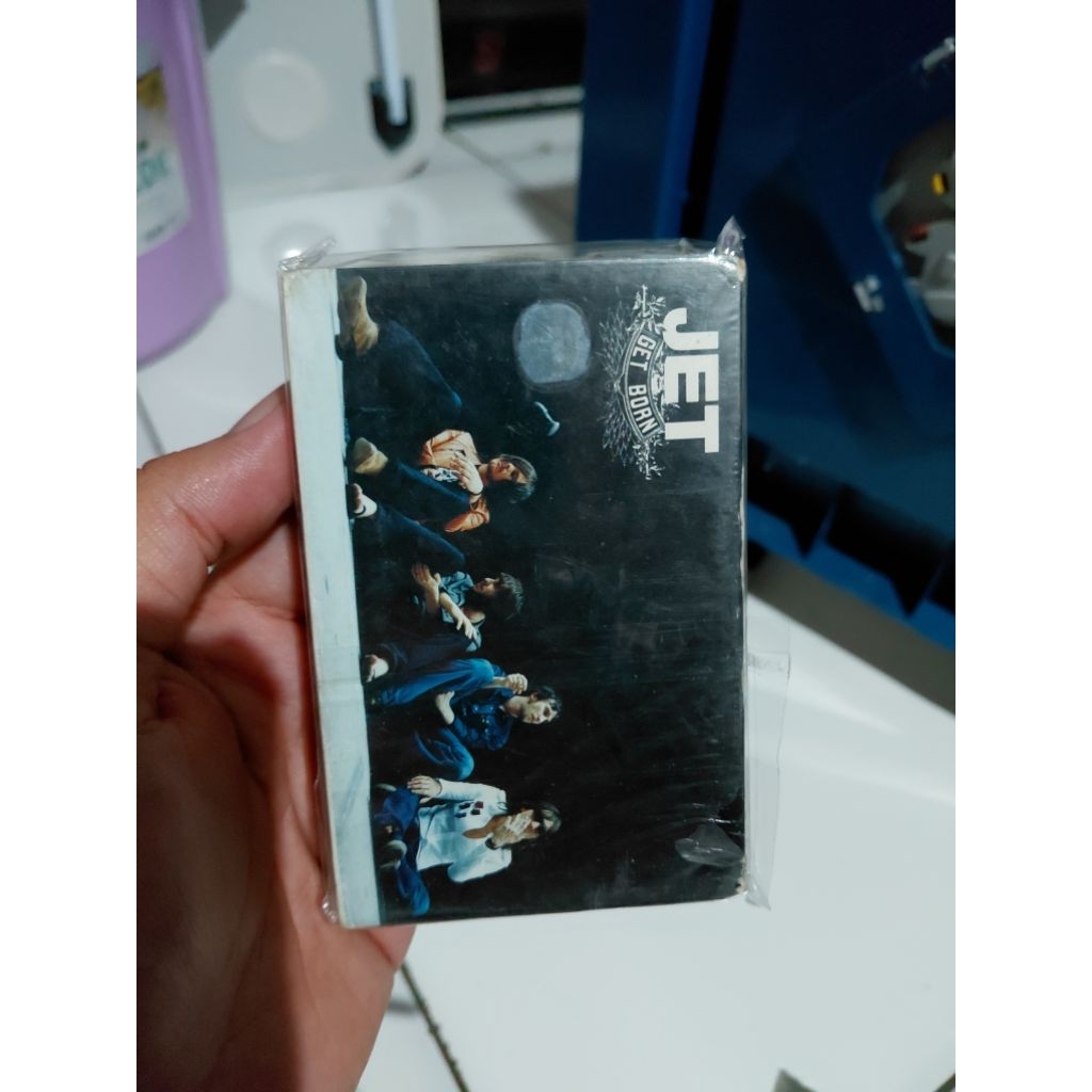 Kaset Original Jet - Get Born