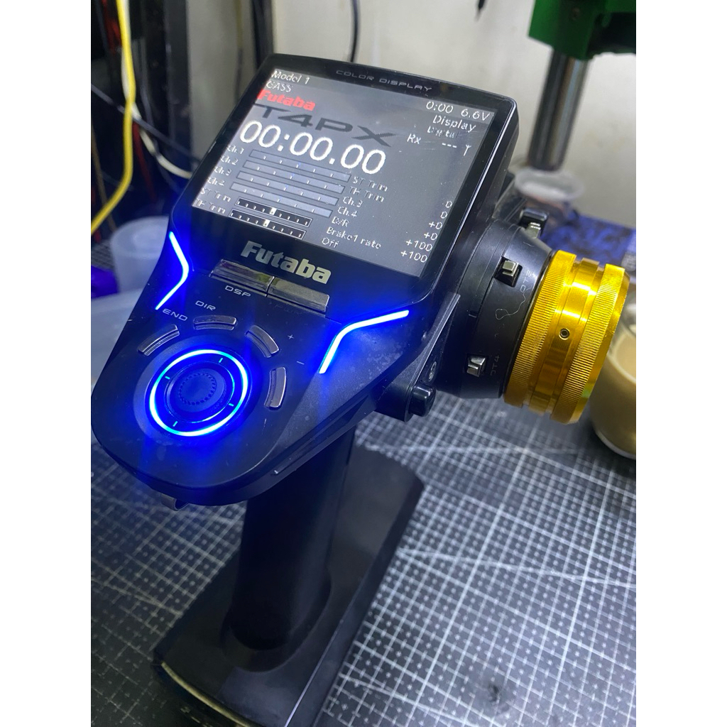Futaba 4PX Plus ( keadaan bekas baik normal )