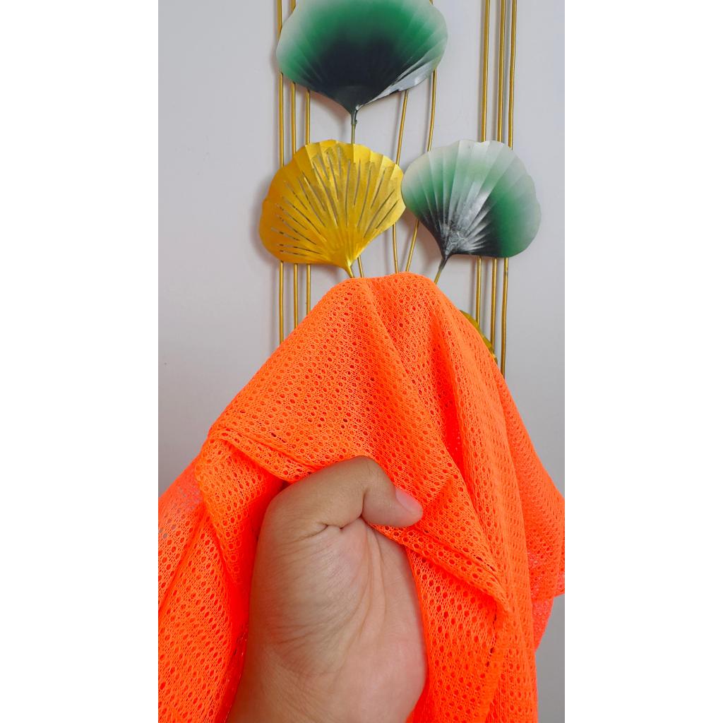 KOJA IKAN KAIN WARNA 2 RING KOTAK ANDREAS