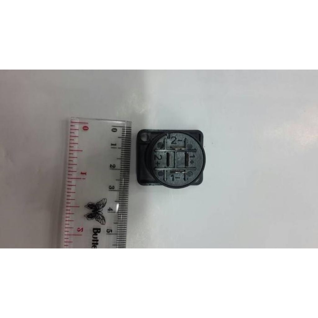 SOKET BOX SPIKON HITAM SPEAKER SOKET SPIKON BAHAN BAGUS