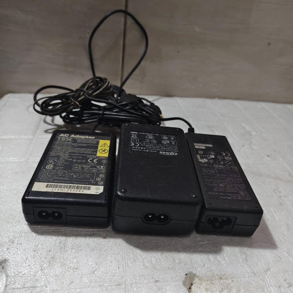 3pcs adapter 16v- 3,36A /16V -1, 5A /15V - 4,5A
