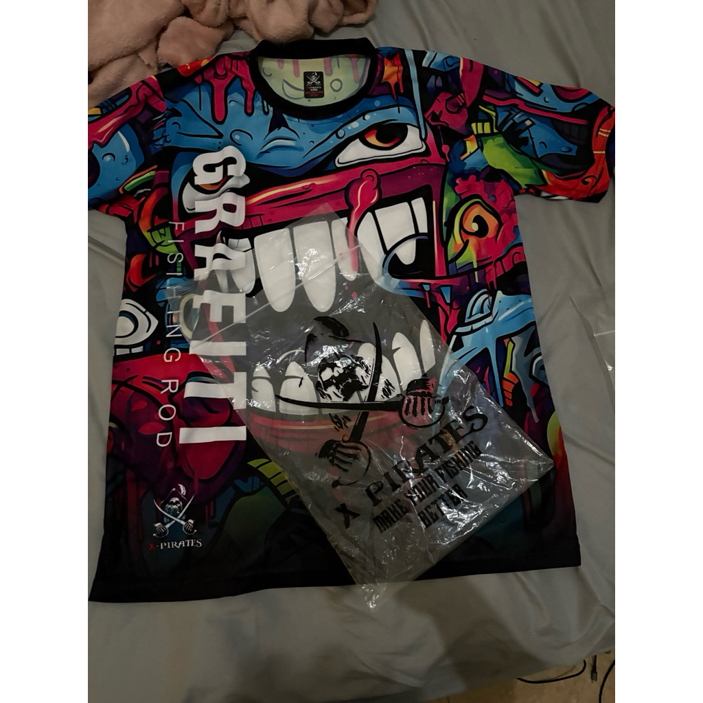 kaos X-PIRATES grafiti