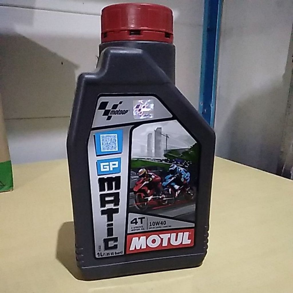 oli mesin motor matic motul