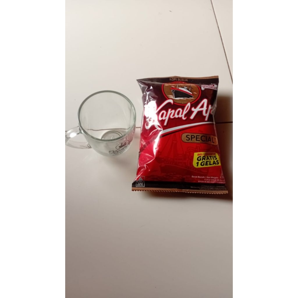 Kapal api spesial Gratis gelas centel