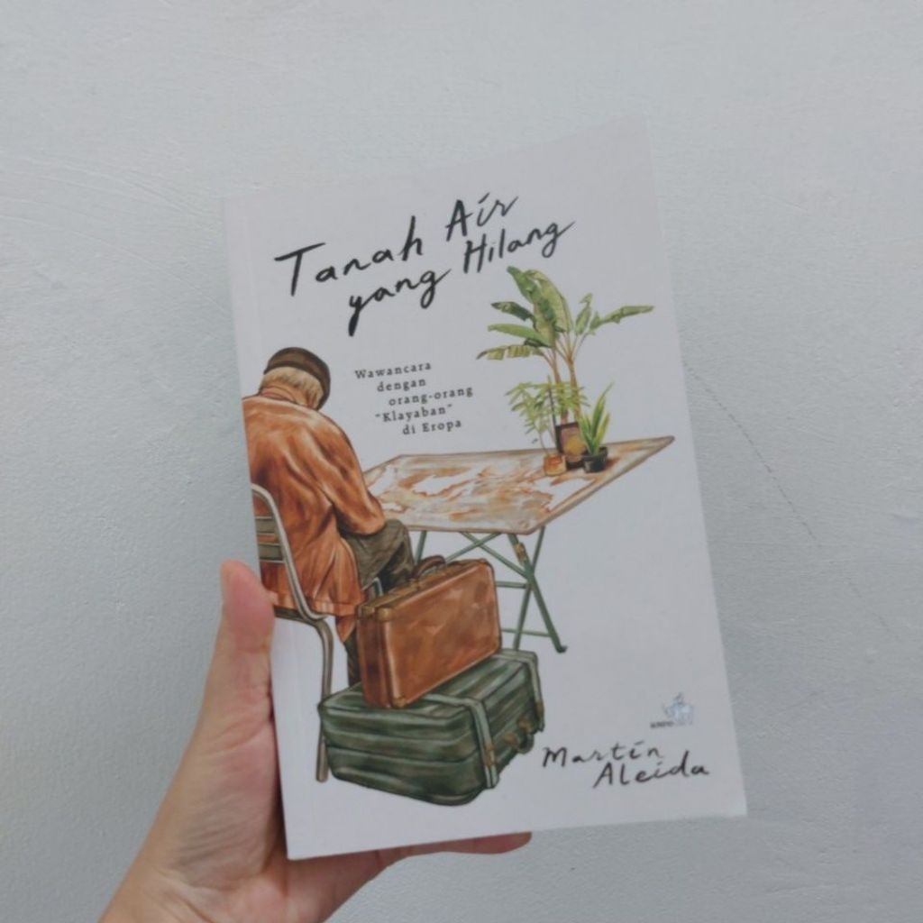 Buku Tanah Air yang Hilang, Martin Aleida