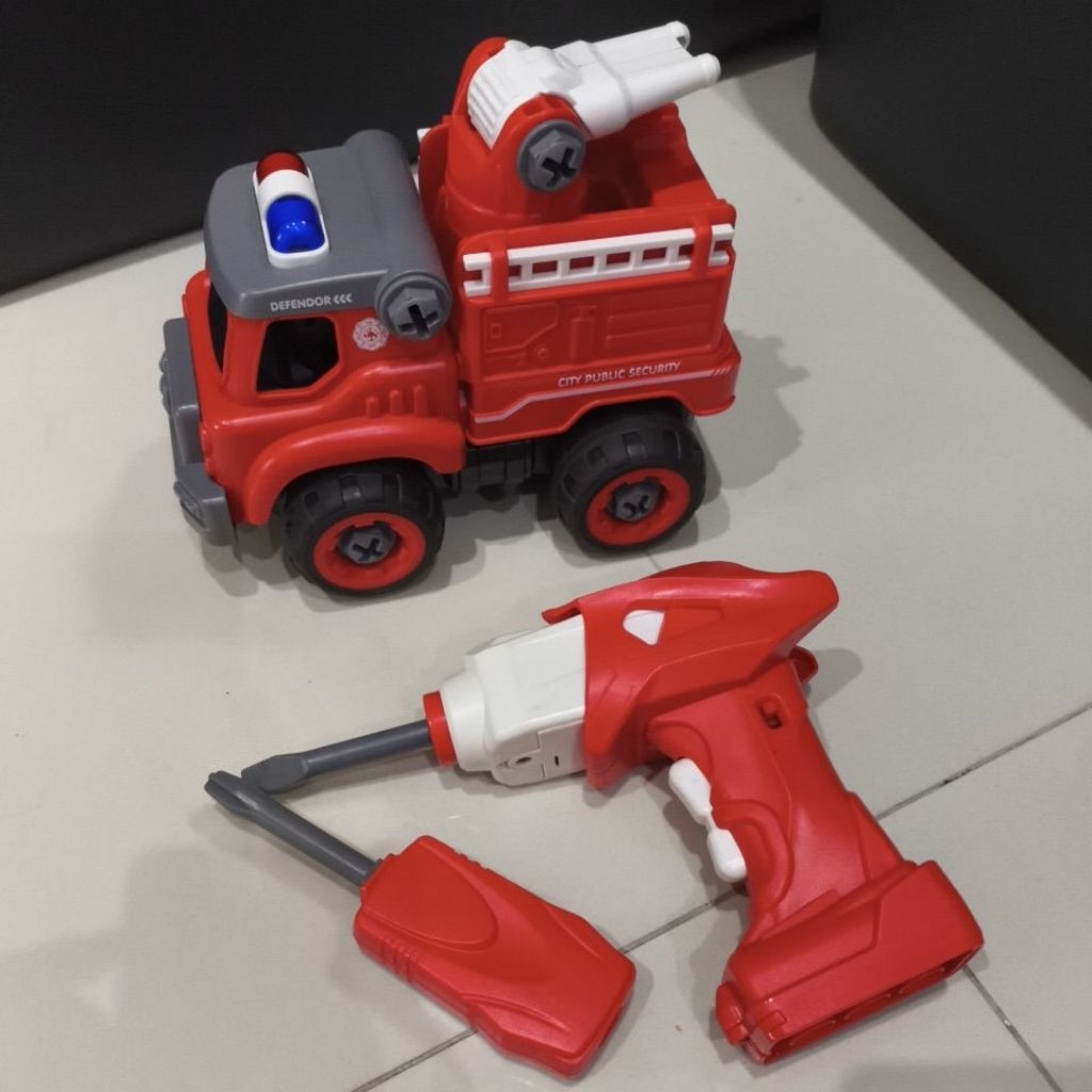 Preloved - Fire Truck Assembly