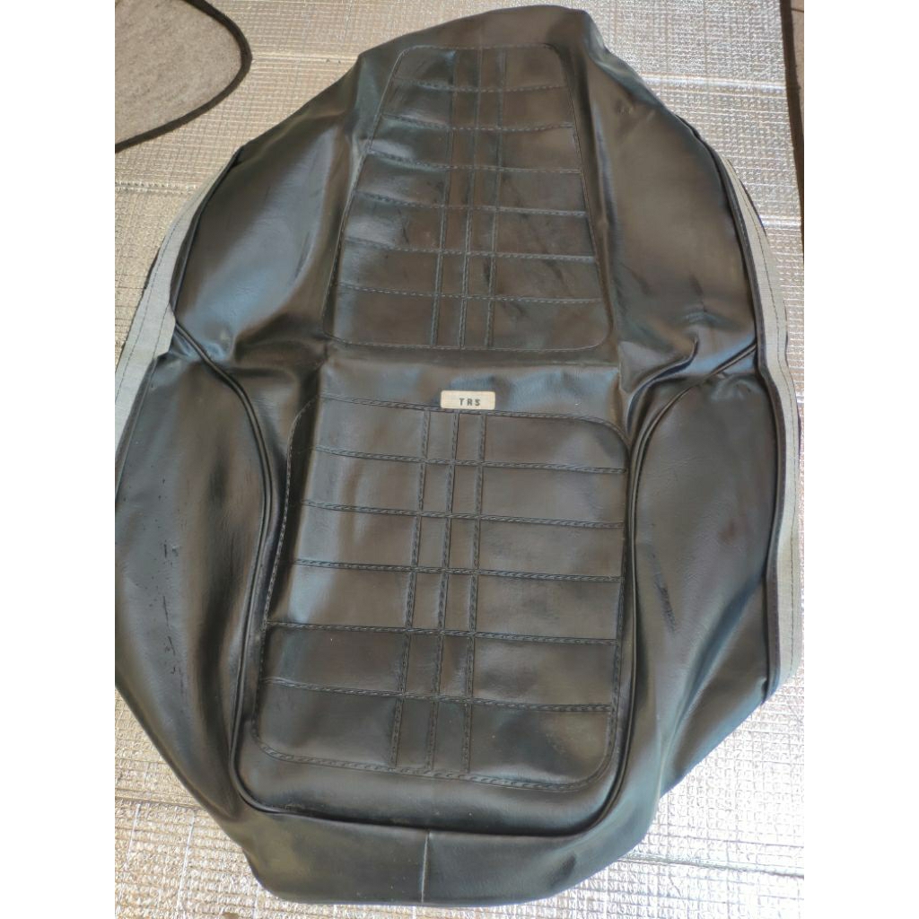 Sarung jok suzuki TRS