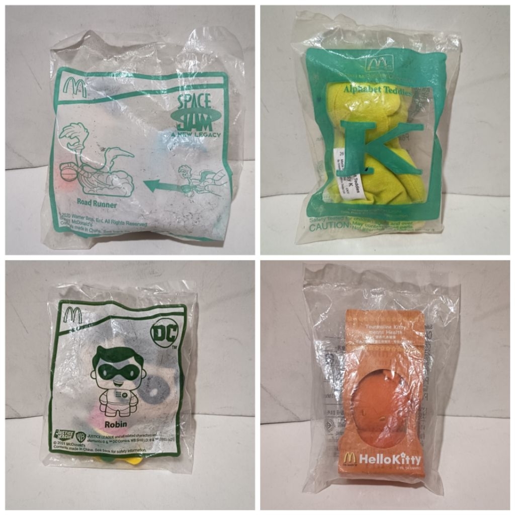 mainan mcd happy meal toys space jam hello kitty tedfie alphabet dc robin