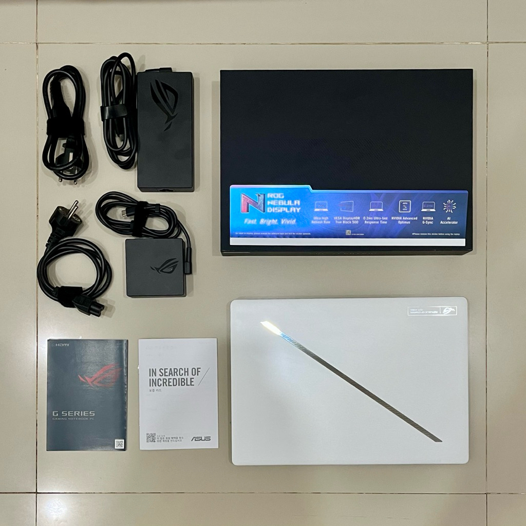Asus ROG Zephyrus G14 GA403UV Oled RTX 4060 Like New