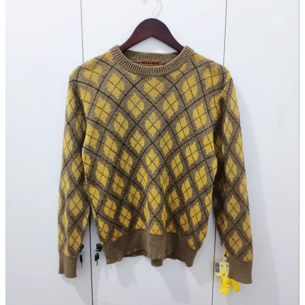 crewneck knit