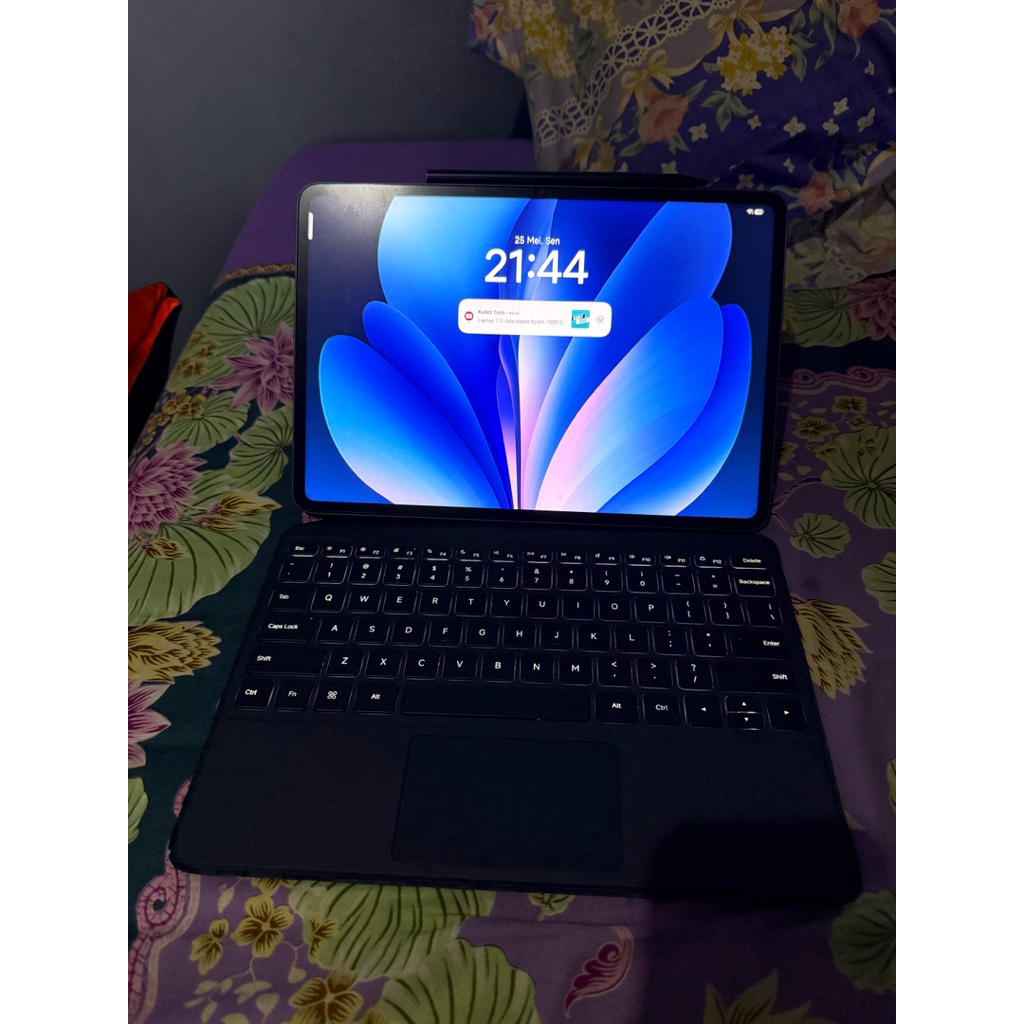 Xiaomi Pad 6s Pro (Keyboard ori xiaomi dan focus pen xiaomi)