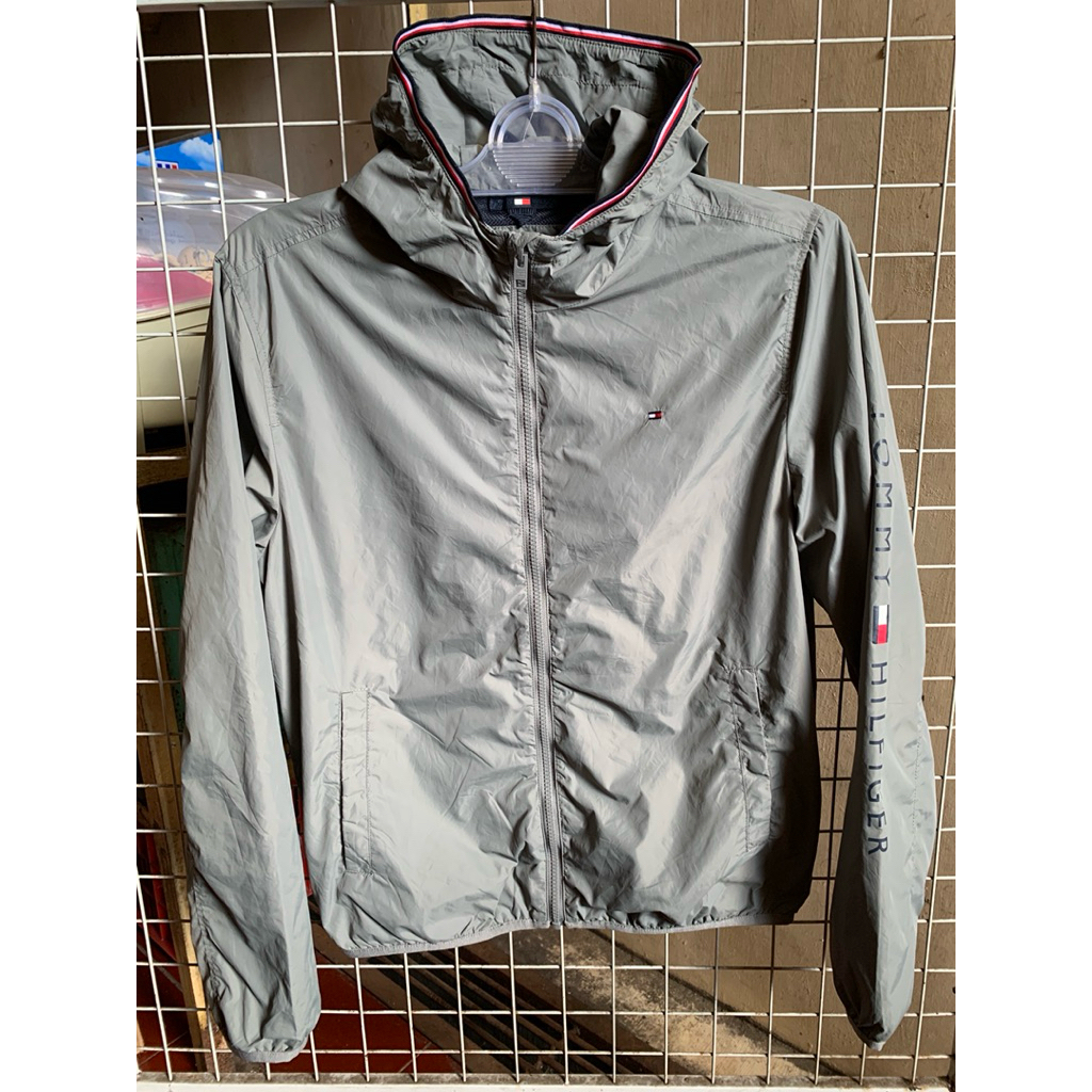 Jaket Hoodie Windbreaker Premium Sage Grey Tommy Hilfiger