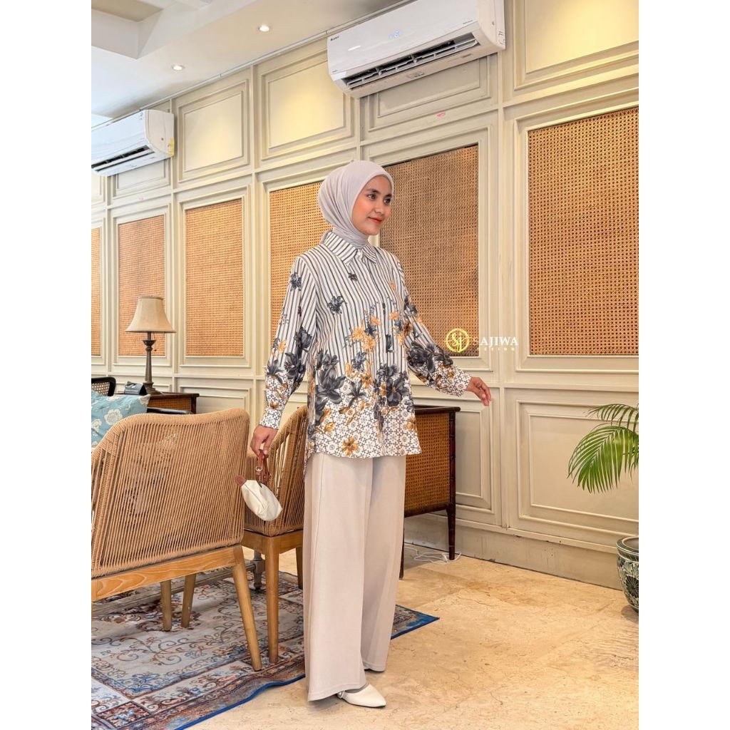 Almeera Shirt by sajiwa design