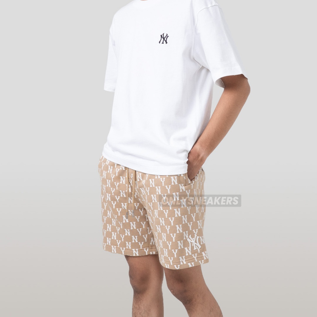 MLB KOREA NEW YORK YANKEES MONOGRAM BEIGE SHORT PANTS
