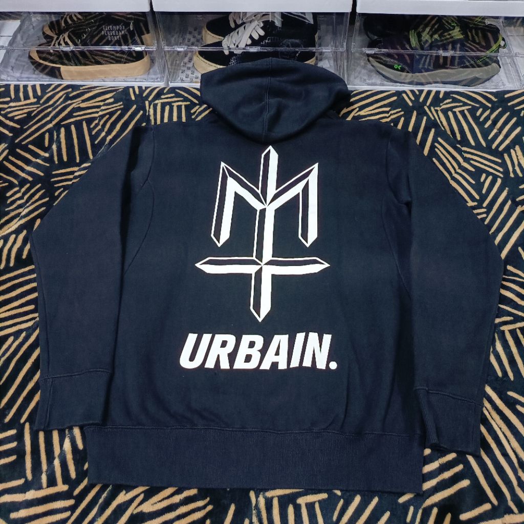 Maternal Disaster x Urbain (size S)