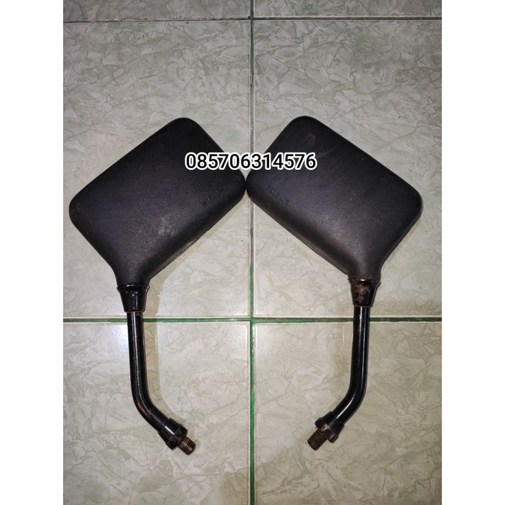 spion Suzuki RGR TRS TRZ drat 14 original