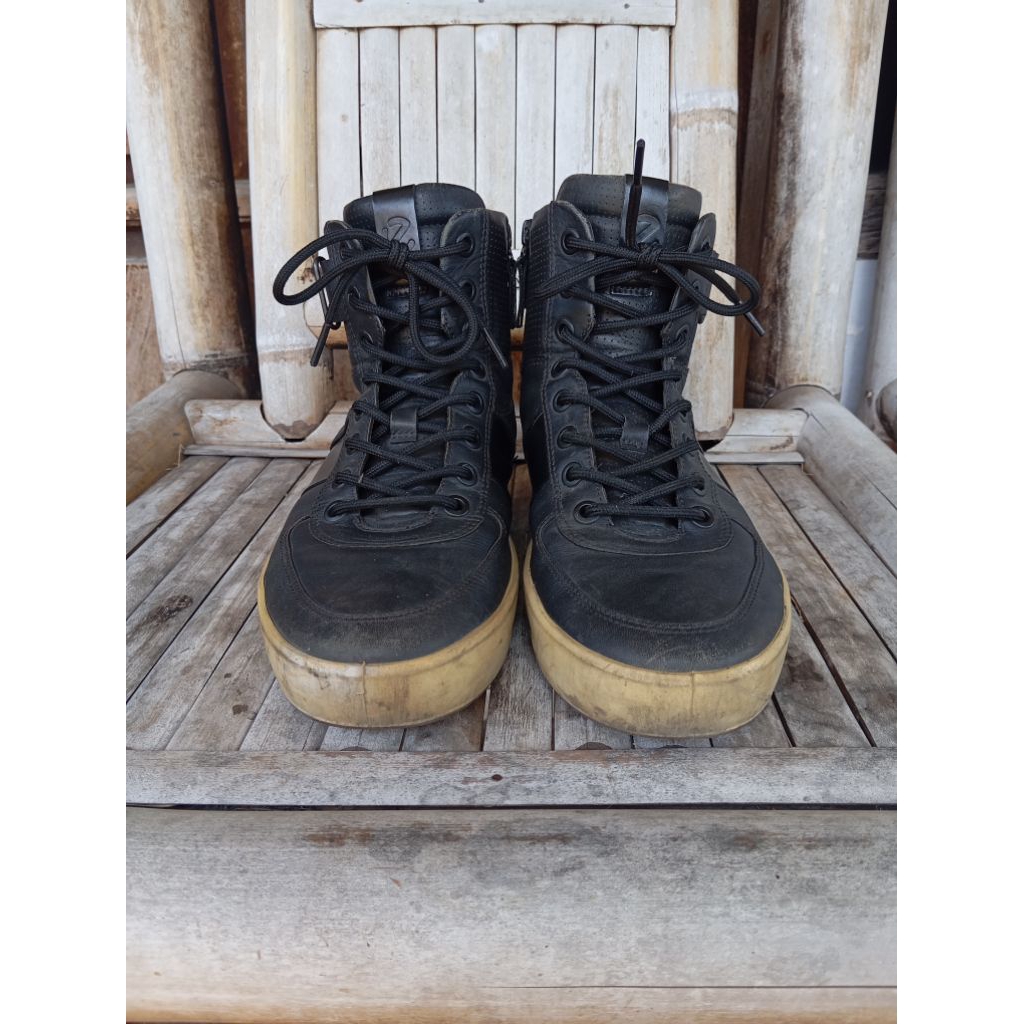 preloved sepatu ECCO Urban shoes