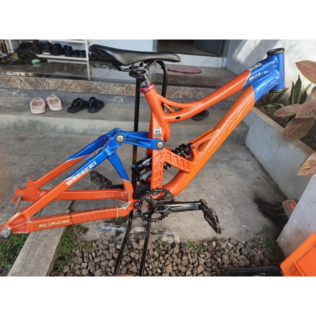 Frame adrenalin dh.2
