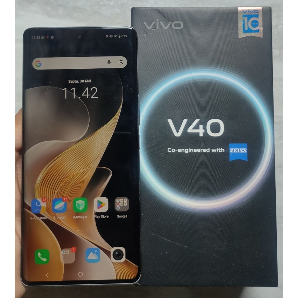 Vivo V40 5G 12/256 second