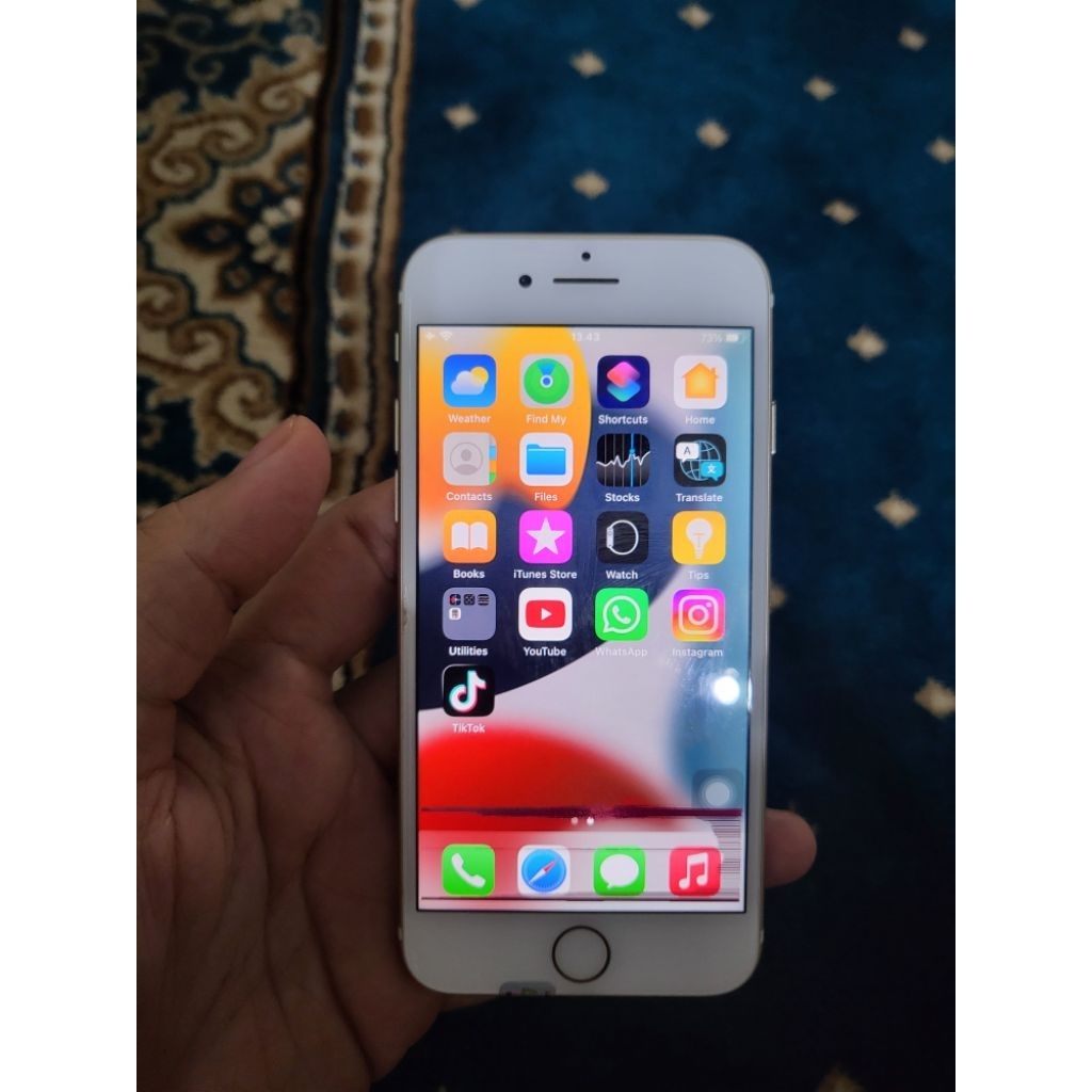IP 7 32gb minus
