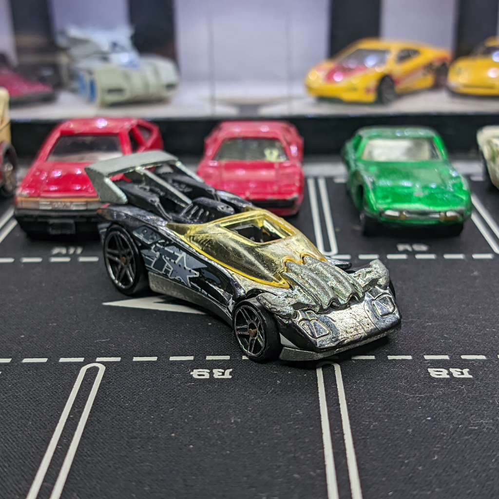 Hot Wheels Second Bekas Fantasi Preloved Loose Junk Kondisi 50% Up Diecast Murah Bahan Custom