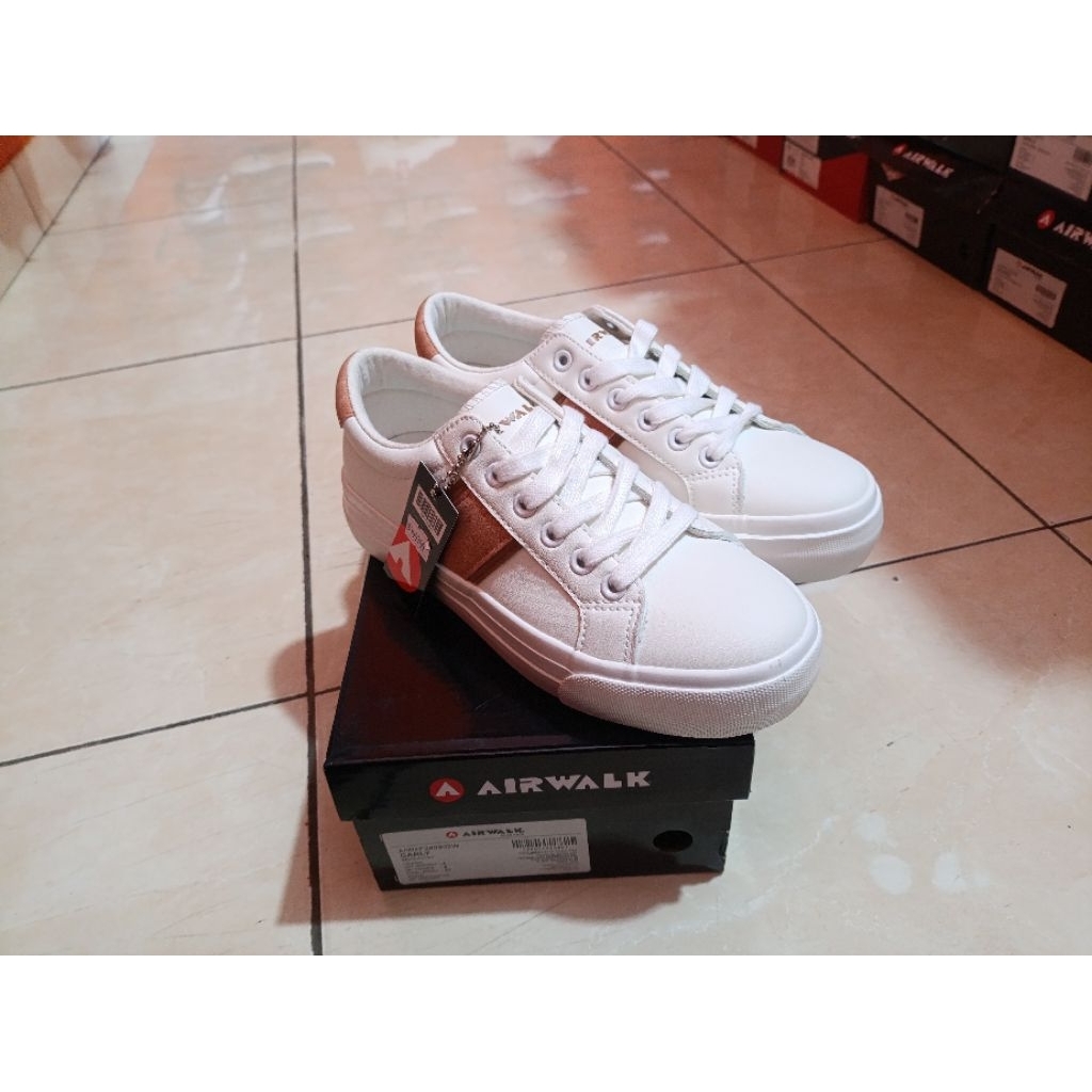 Airwalk Carly Snakers /Casual/Fashion shoes ( putih)