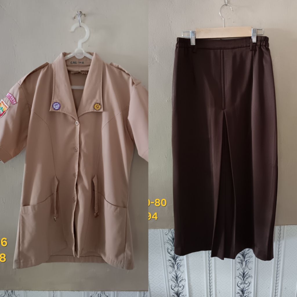 Baju Pramuka SMA Perempuan Preloved