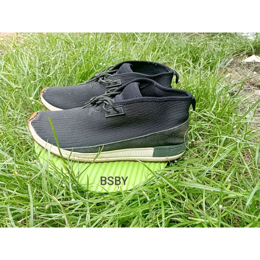 Sepatu STRADIVARIUS