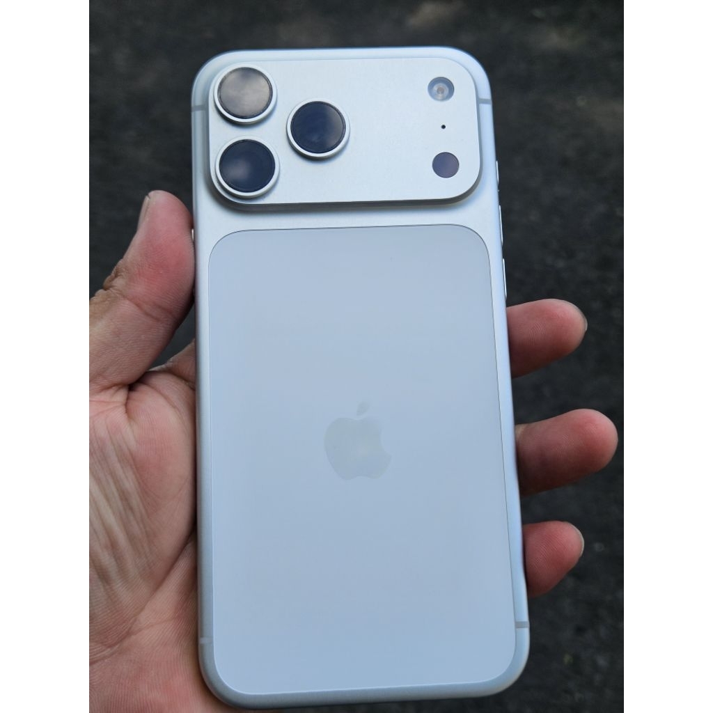17 Pro Max 512GB Lock Icloud Passcode eks IBOX