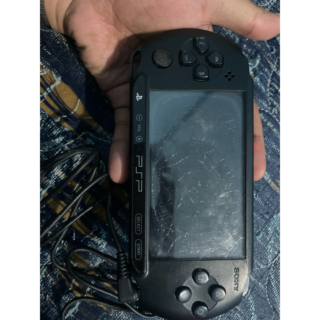 Sony PsP Street e1003