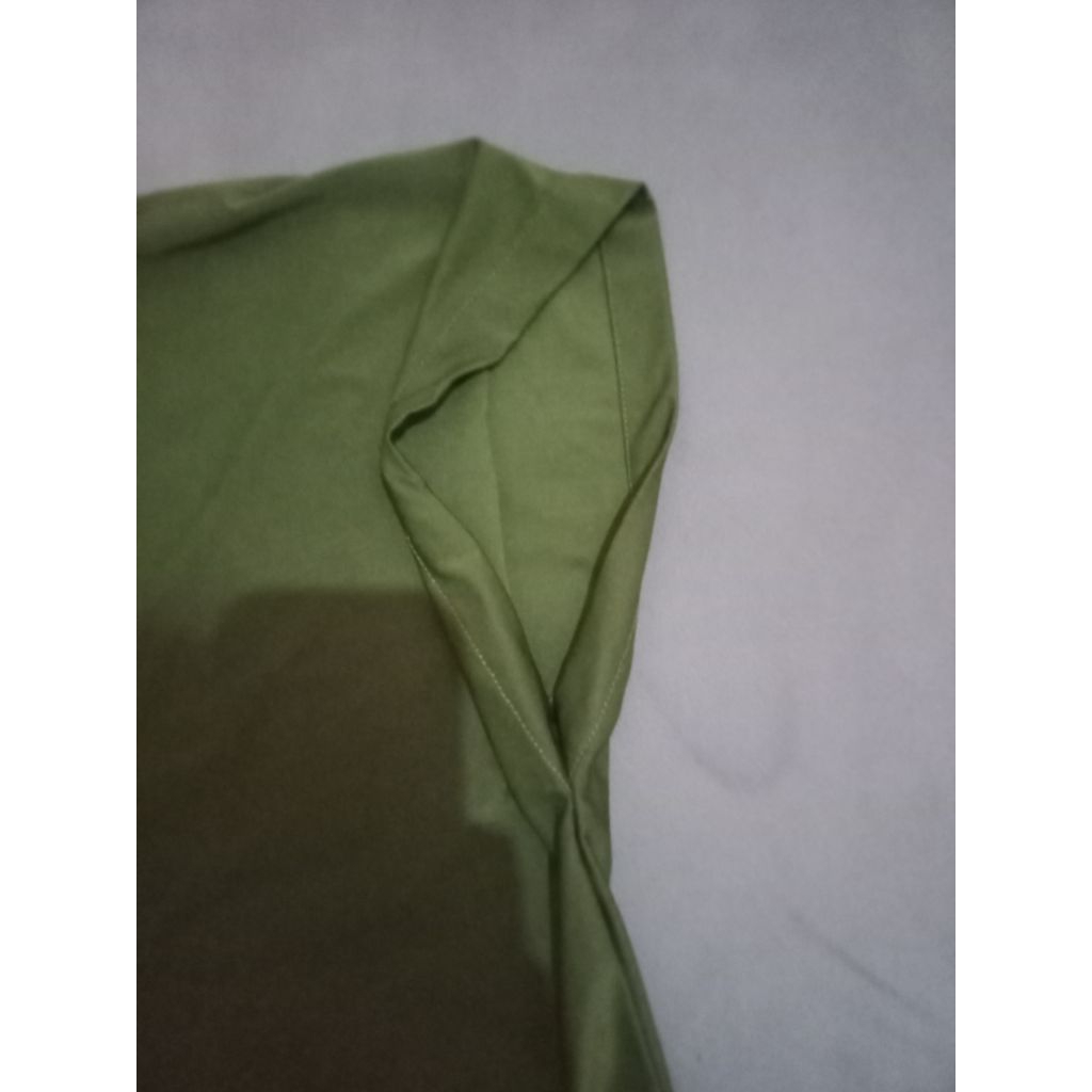 [PRELOVED] Hijab Instan Bergo Jersey Adem Warna Hijau Army Menutup Dada Size M