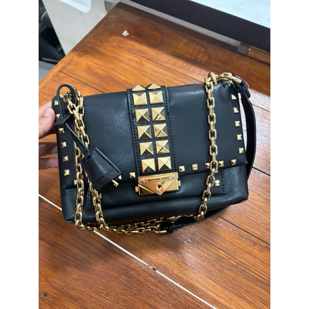 michael k0rs MK cece stud authentic bagus