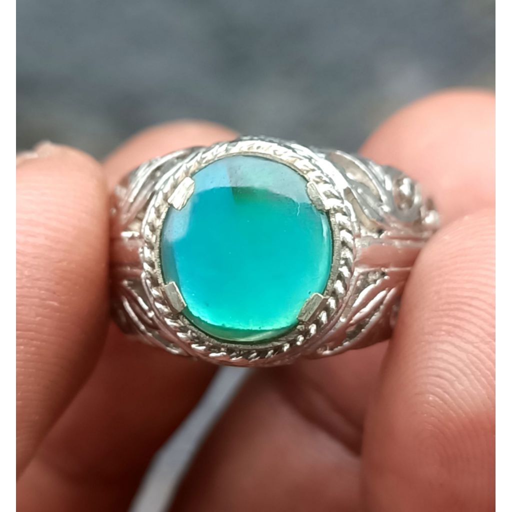 Bacan Doko Kristal Giwang